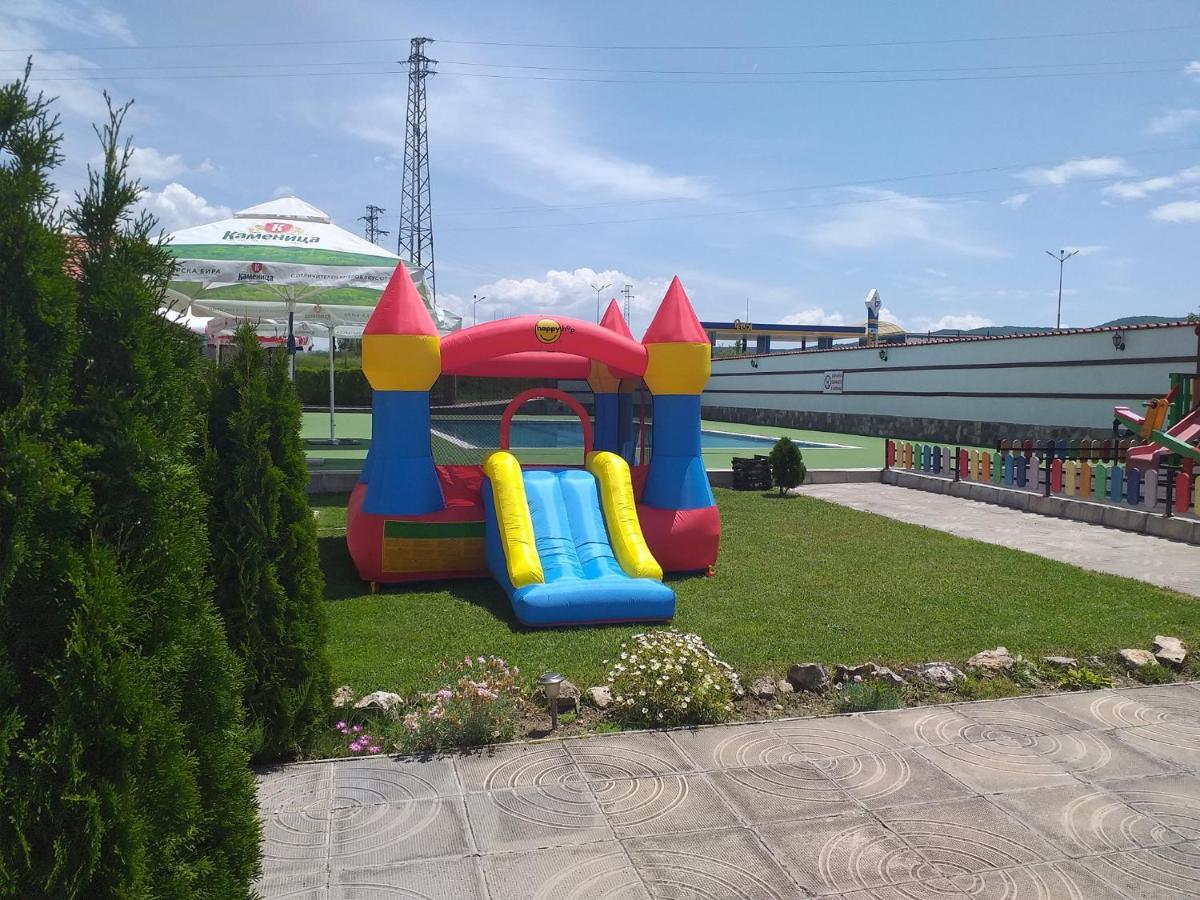 Maribel Spa Hotel Koprilova エクステリア 写真