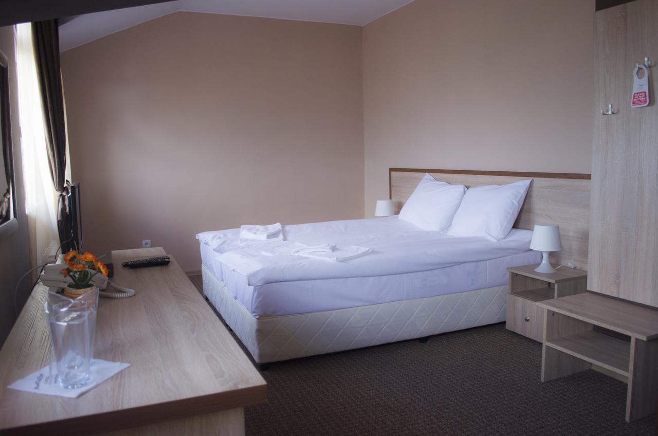 Maribel Spa Hotel Koprilova エクステリア 写真