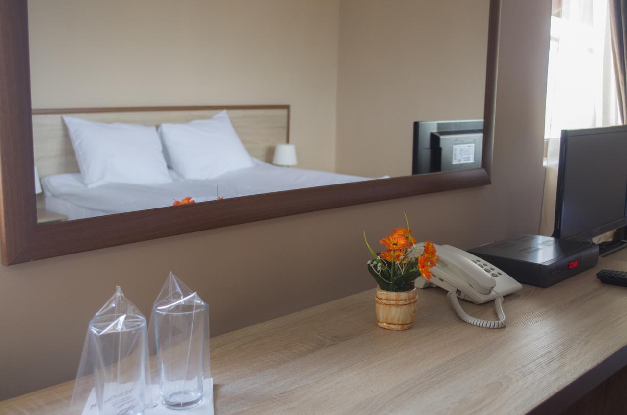 Maribel Spa Hotel Koprilova エクステリア 写真